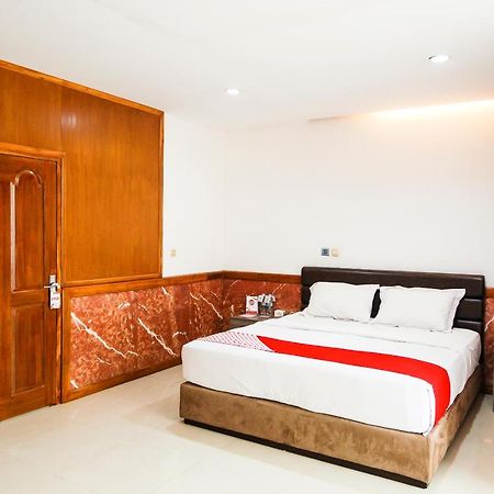 Oyo 229 Hi Quality Hotell Bandung Exteriör bild