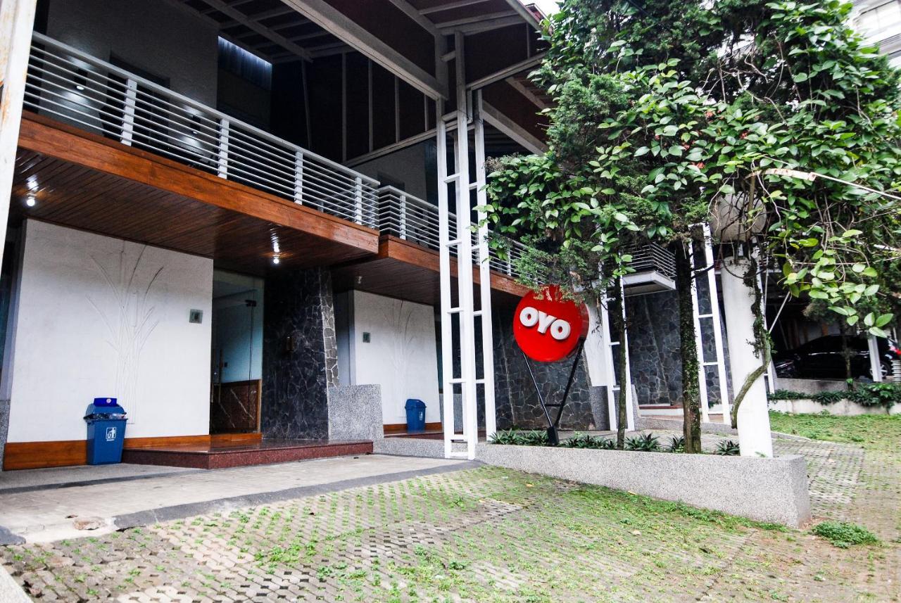 Oyo 229 Hi Quality Hotell Bandung Exteriör bild