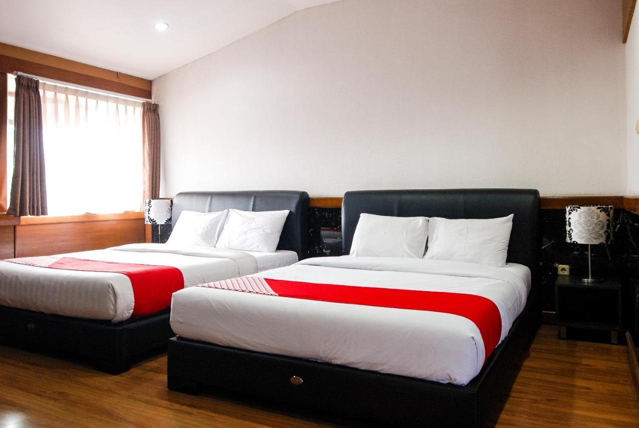 Oyo 229 Hi Quality Hotell Bandung Exteriör bild