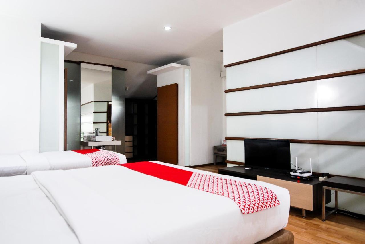 Oyo 229 Hi Quality Hotell Bandung Exteriör bild
