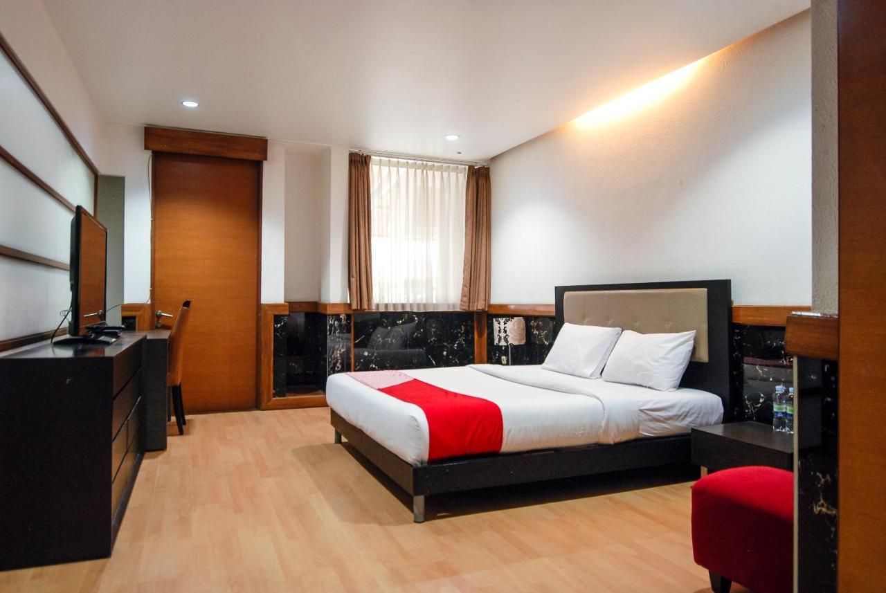 Oyo 229 Hi Quality Hotell Bandung Exteriör bild