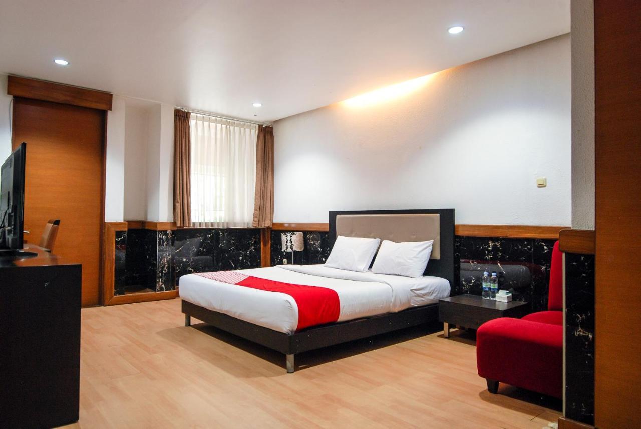 Oyo 229 Hi Quality Hotell Bandung Exteriör bild