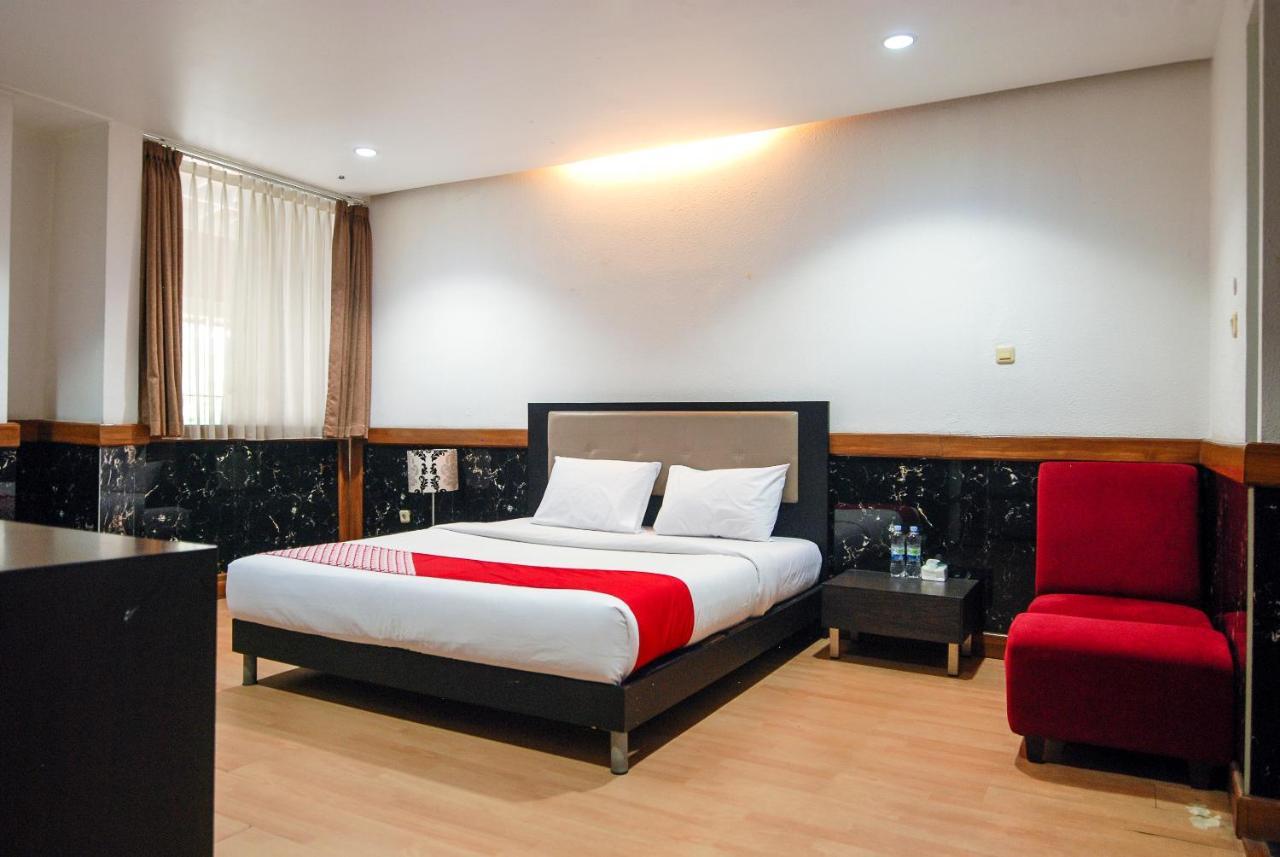Oyo 229 Hi Quality Hotell Bandung Exteriör bild