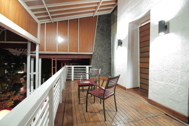 Oyo 229 Hi Quality Hotell Bandung Exteriör bild
