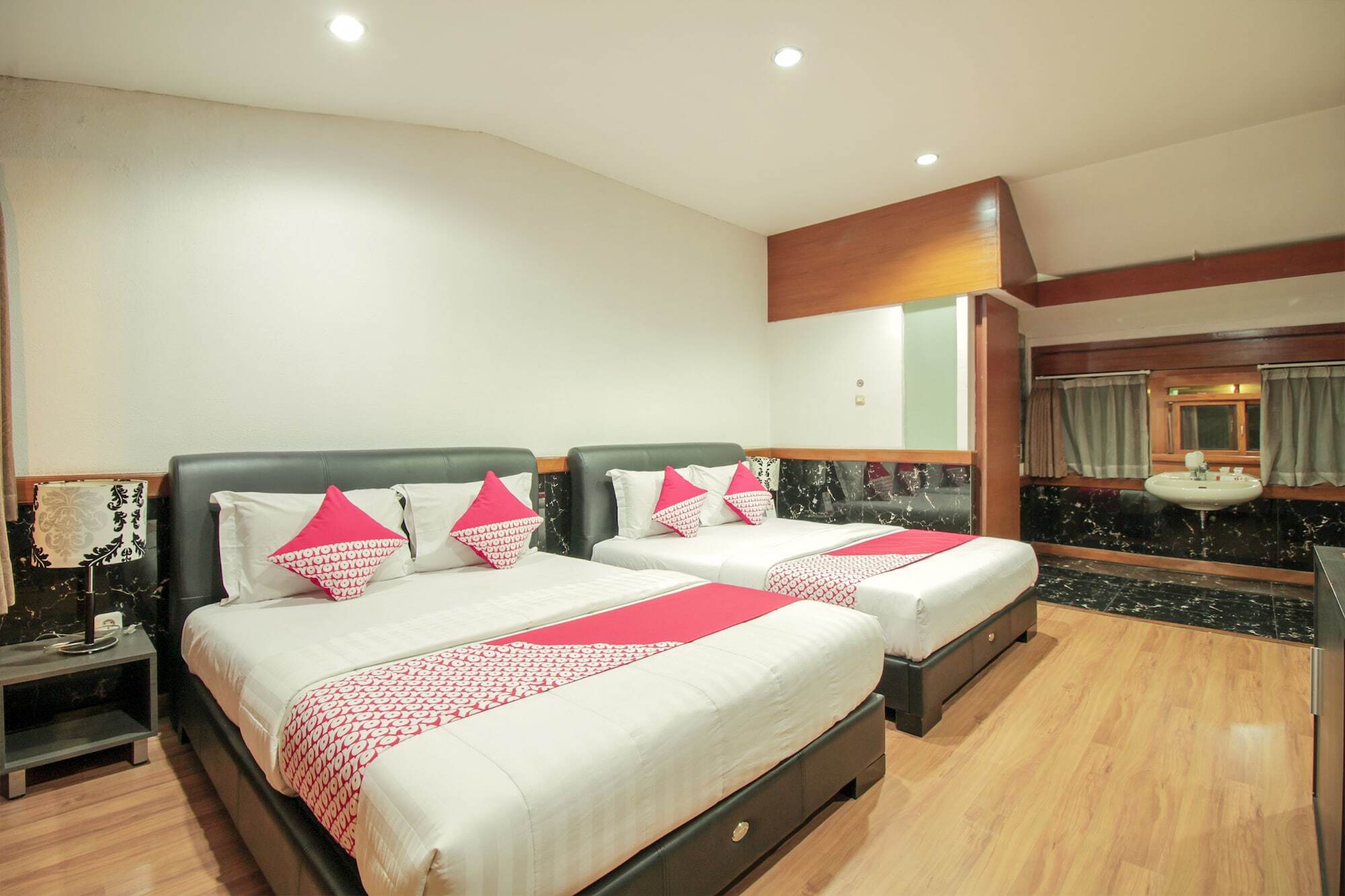 Oyo 229 Hi Quality Hotell Bandung Exteriör bild