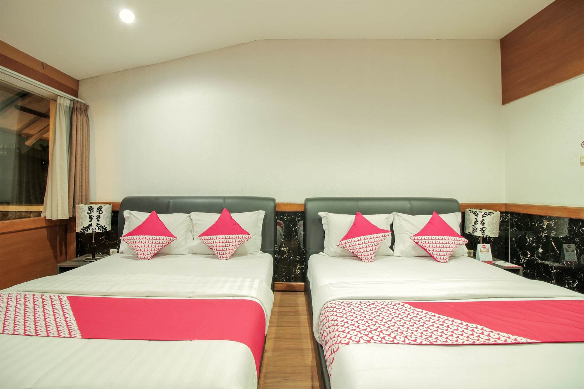 Oyo 229 Hi Quality Hotell Bandung Exteriör bild