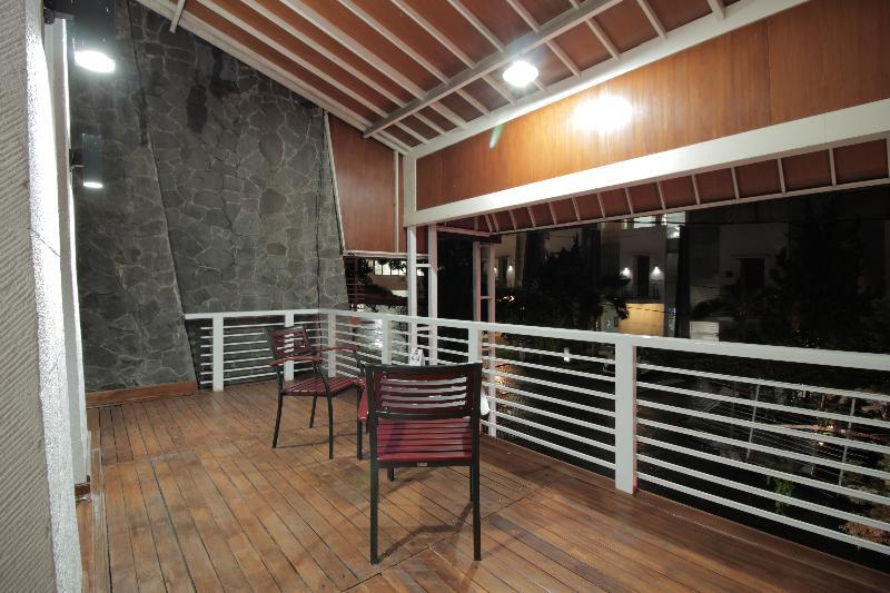 Oyo 229 Hi Quality Hotell Bandung Exteriör bild